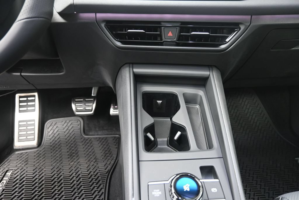 New 2026 Volkswagen Tiguan SE R-Line FWD image 13