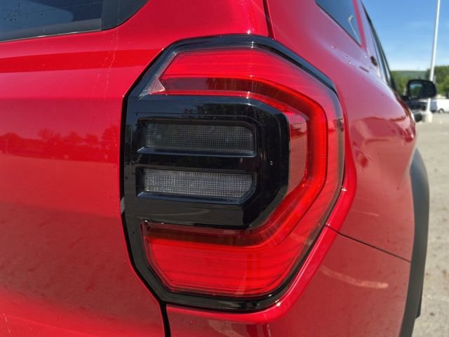 Used 2025 Toyota 4Runner SR5 AWD/4WD image 17