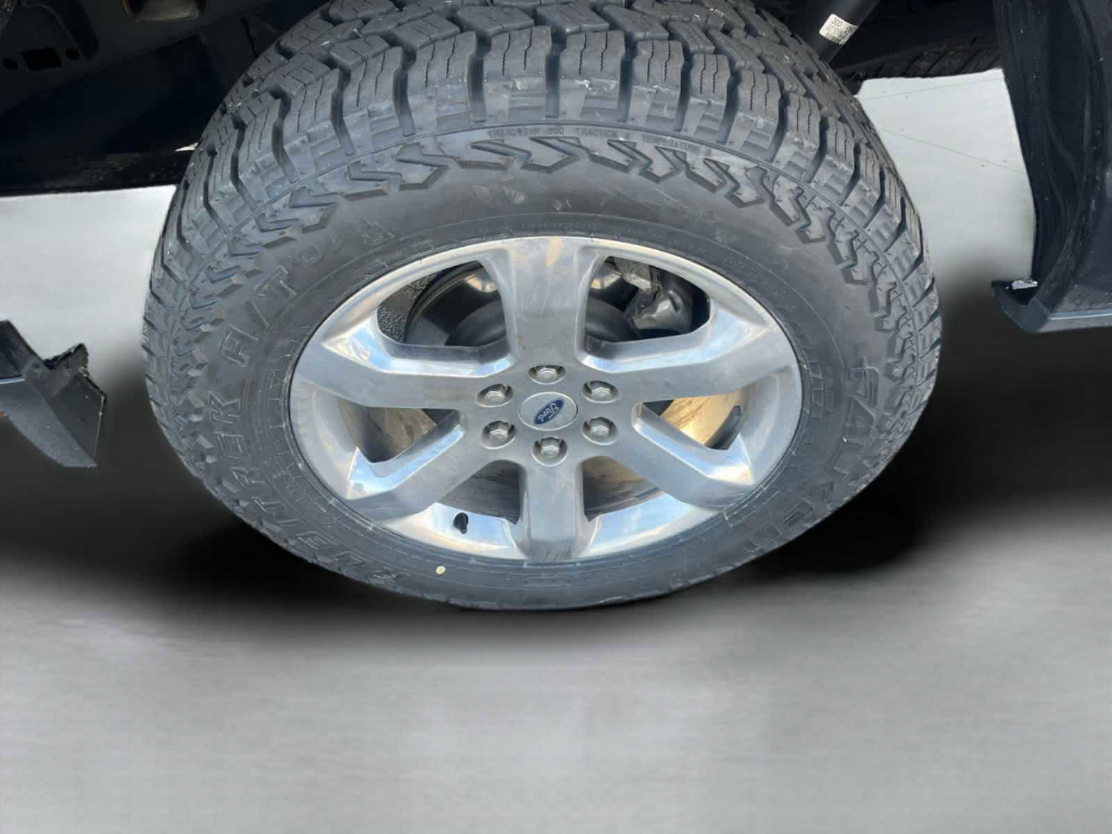 Used 2022 Ford F150 Lariat w/ Equipment Group 502A High image 13