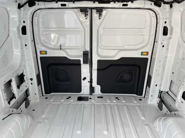 New 2025 Ford Transit 350 148 Low Roof RWD image 18