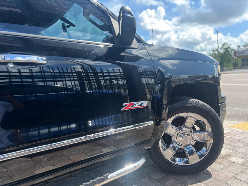 Used 2015 Chevrolet Silverado 1500 LT w/ Custom Sport Edition RWD image 2