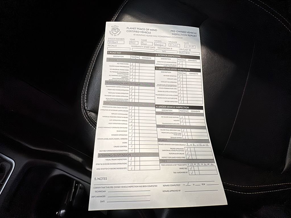 Used 2022 Jeep Wrangler Unlimited Sahara w/ Cold Weather Group image 28