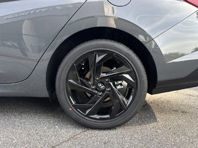 New 2026 Hyundai Elantra SEL Sport Premium FWD image 21