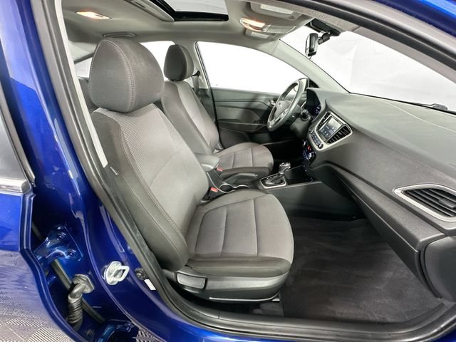 Used 2022 Hyundai Accent Limited w/ Cargo Package FWD image 28