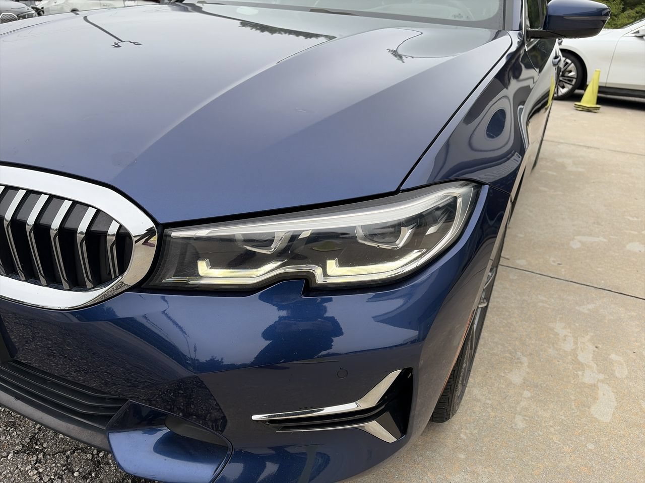 Used 2019 BMW 330i xDrive Sedan AWD/4WD image 11