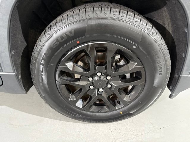 Used 2019 Chevrolet Traverse LT FWD image 15
