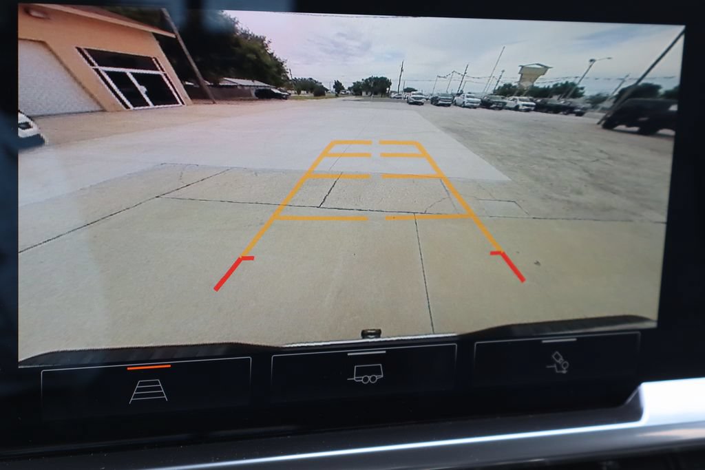 Used 2023 GMC Sierra 1500 SLT w/ SLT Convenience Package RWD image 17