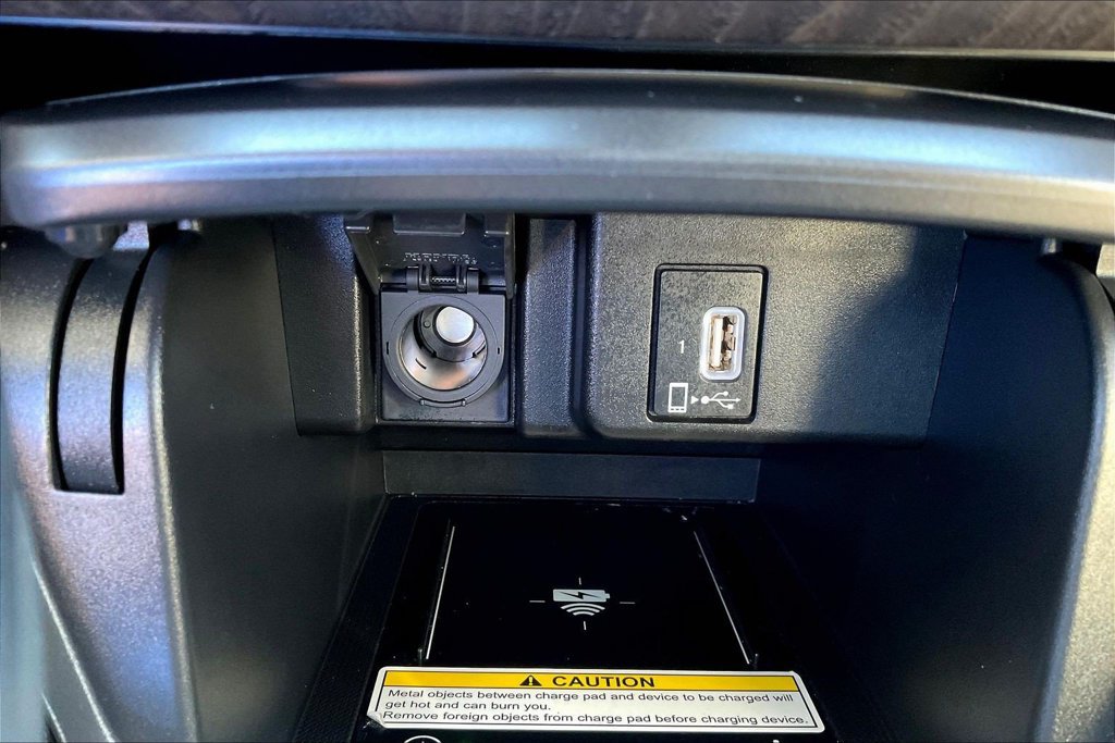 Used 2018 Honda Accord Touring image 19