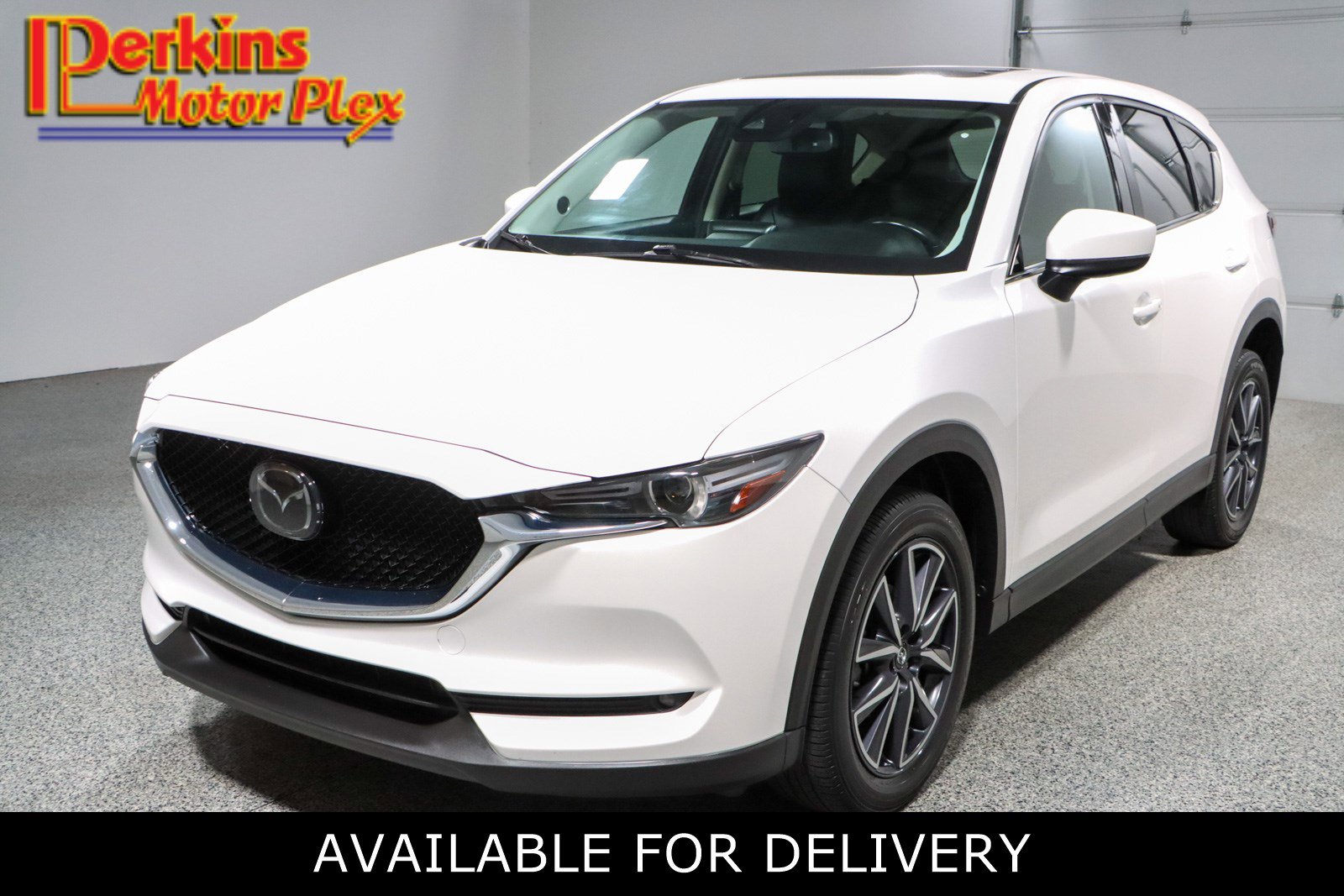Used 2018 MAZDA CX-5 Grand Touring FWD image 1