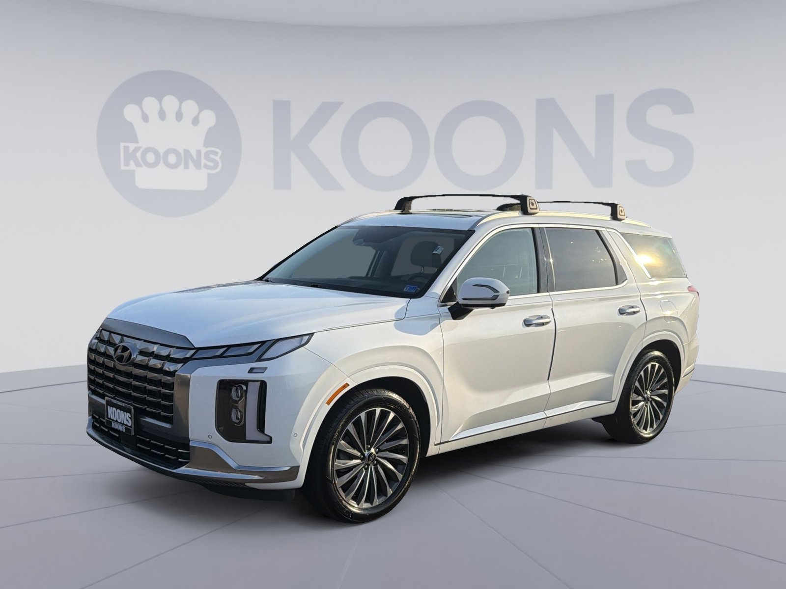 Used 2023 Hyundai Palisade Calligraphy image 1