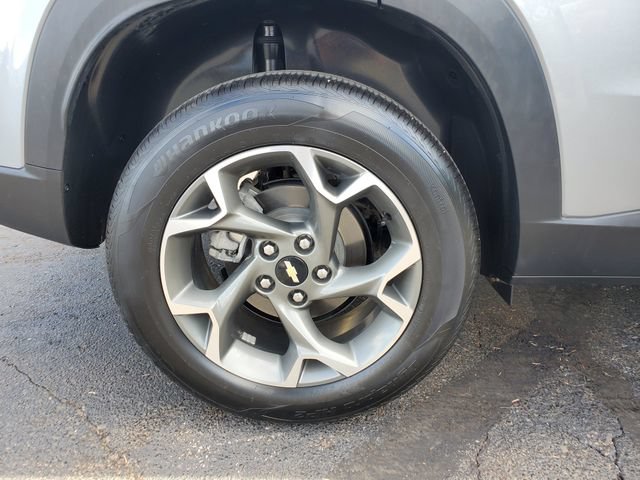 Certified 2024 Chevrolet Trax LT w/ Driver Confidence Package FWD image 9