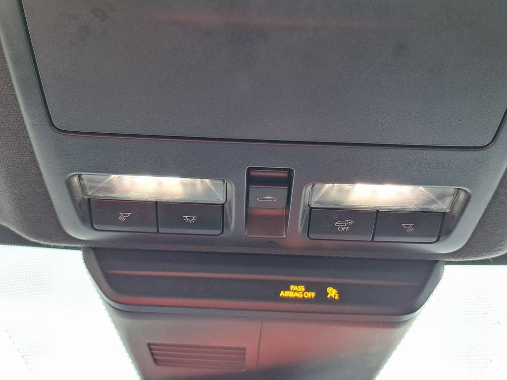 Used 2023 MAZDA MAZDA3 s image 20