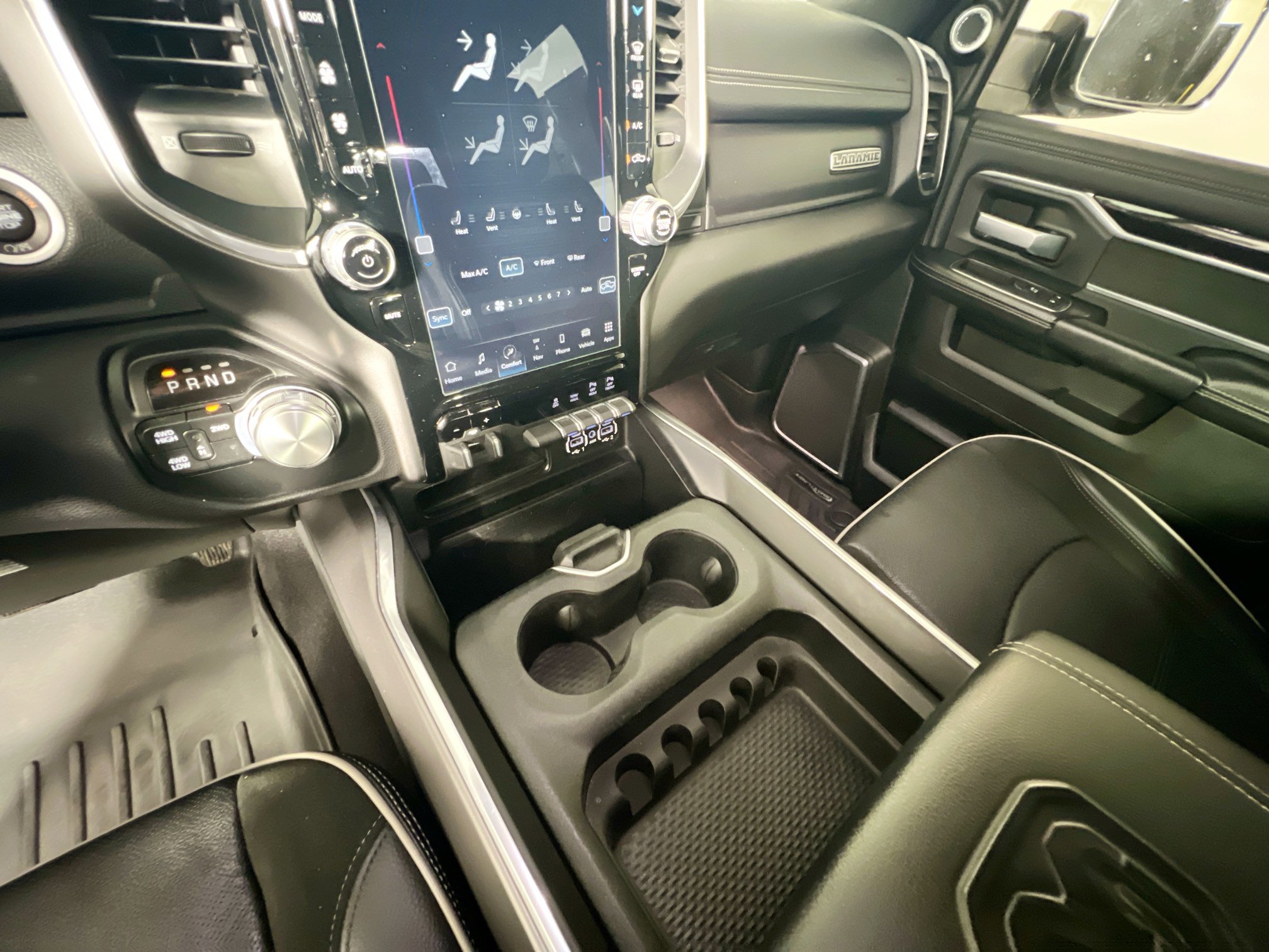 Used 2022 RAM 2500 Laramie image 26