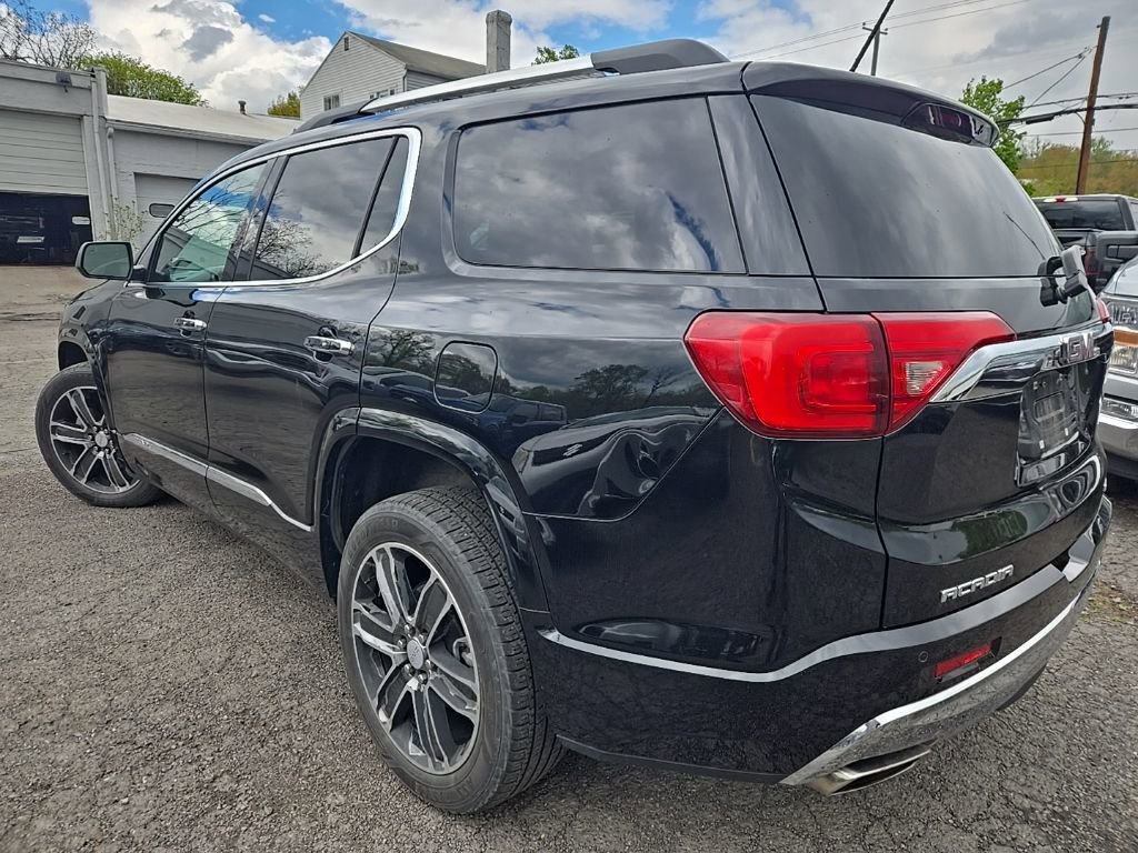 Used 2019 GMC Acadia Denali w/ Technology Package AWD/4WD image 4
