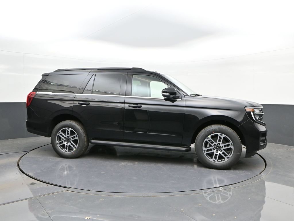 New 2026 Ford Expedition Active image 24