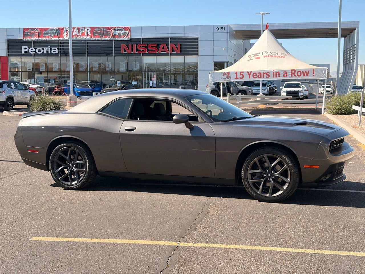 Used 2019 Dodge Challenger SXT w/ Blacktop Package RWD image 6