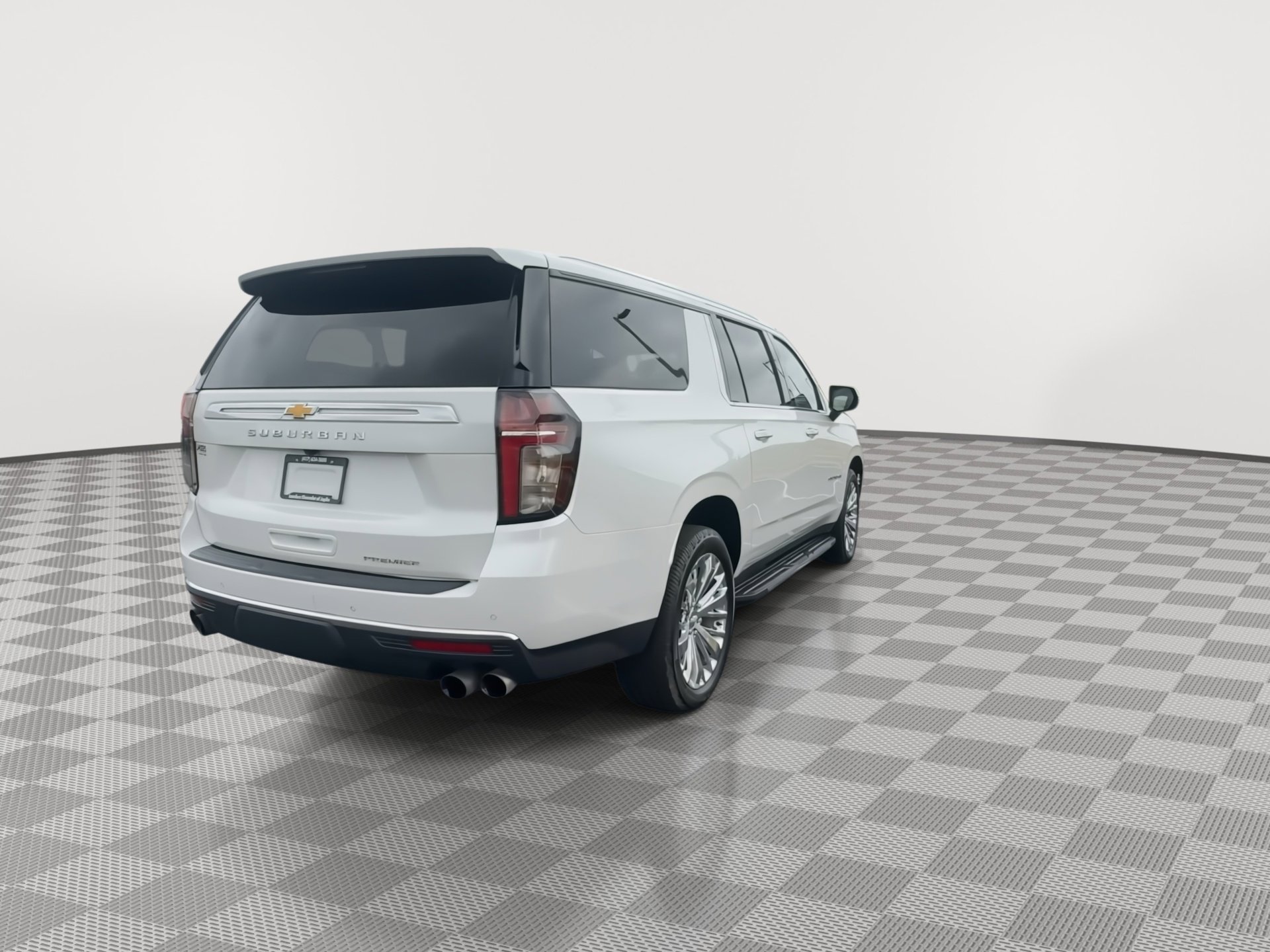 Used 2021 Chevrolet Suburban Premier image 8