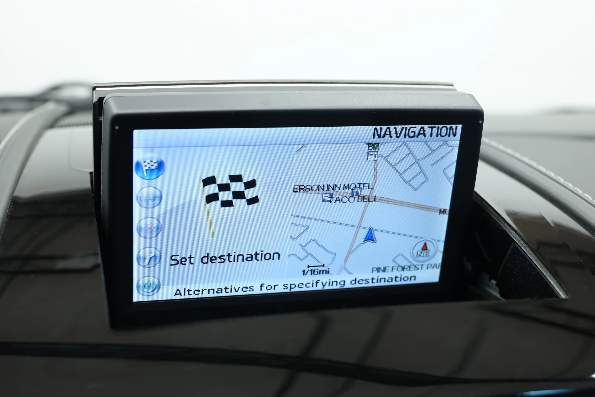 Used 2011 Aston Martin V8 Vantage Coupe image 27