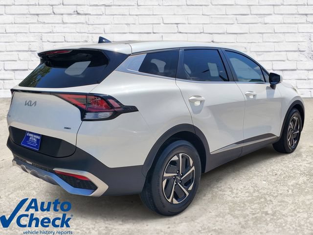 Used 2023 Kia Sportage LX FWD image 4