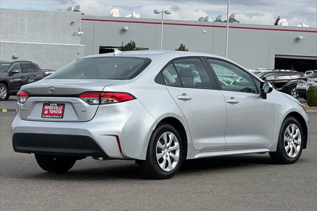 Certified 2024 Toyota Corolla LE FWD image 2