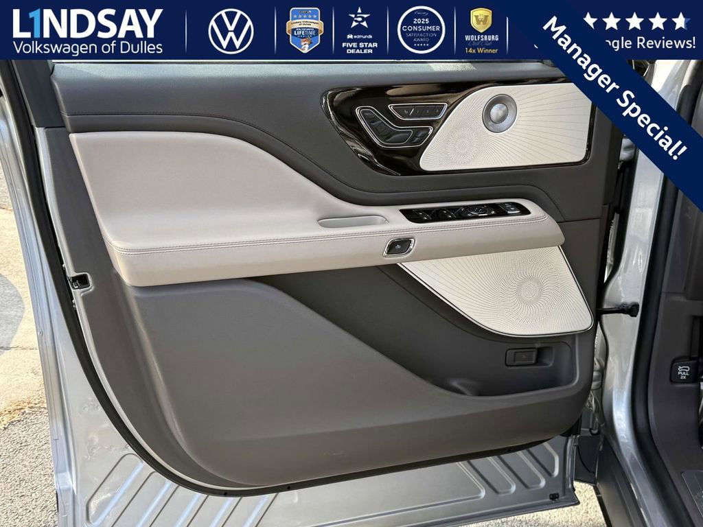 Used 2023 Lincoln Aviator Grand Touring w/ Equipment Group 301A image 8