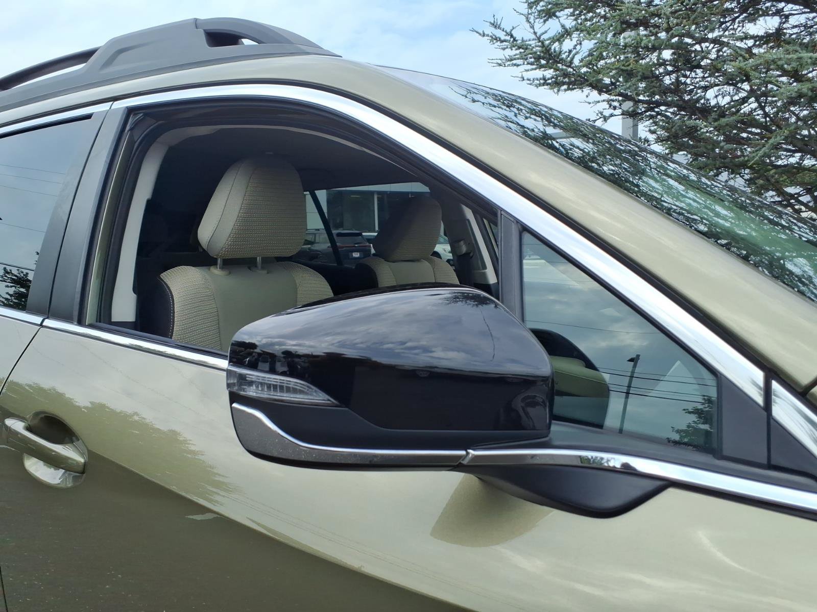 Certified 2025 Volkswagen Taos S AWD/4WD image 8