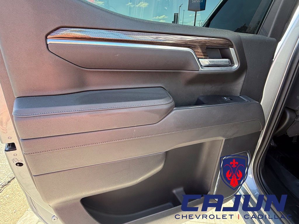 Used 2025 Chevrolet Silverado 1500 LT RWD image 27