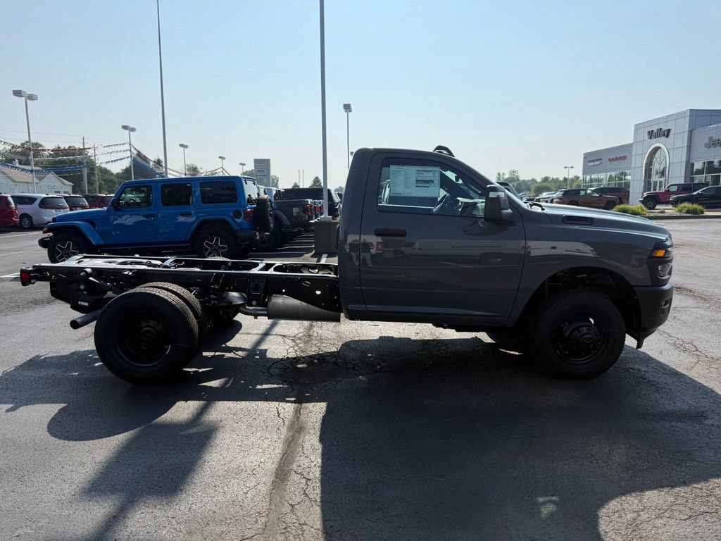 New 2026 RAM 3500 Tradesman AWD/4WD image 2