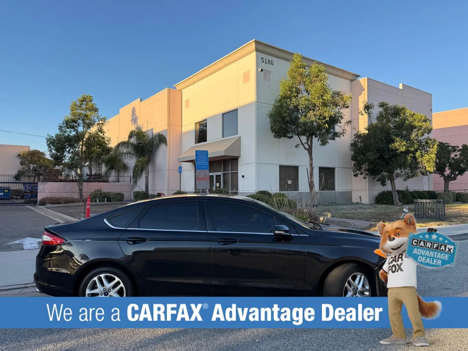 Used 2015 Ford Fusion SE FWD image 6