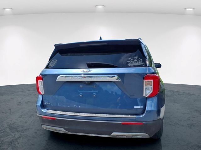 Used 2020 Ford Explorer XLT w/ Equipment Group 202A AWD/4WD image 14