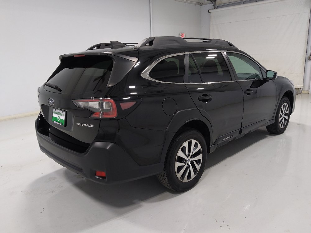 Used 2023 Subaru Outback Premium AWD/4WD image 9