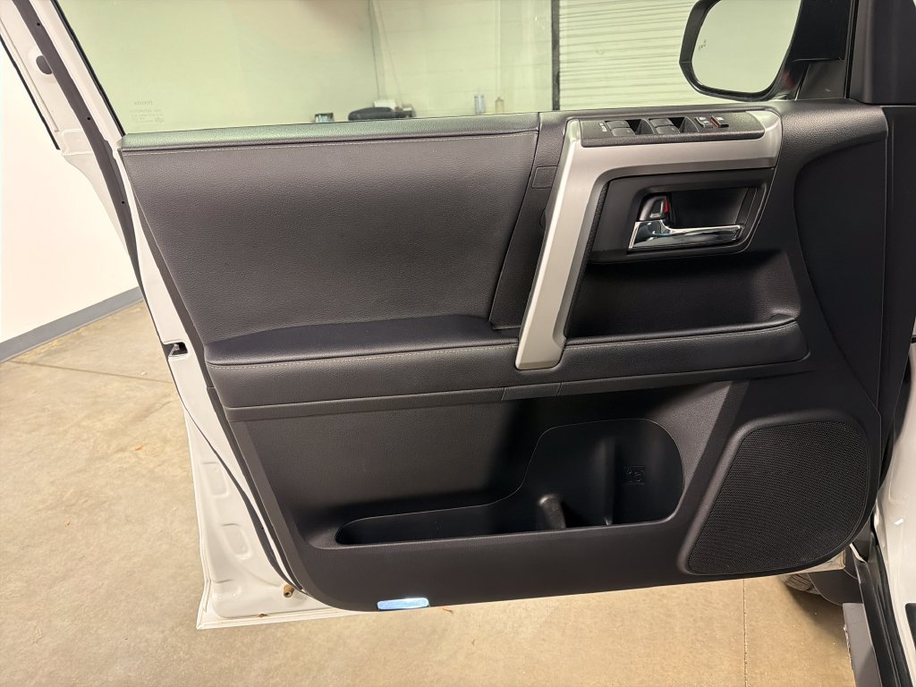 Used 2024 Toyota 4Runner SR5 Premium w/ Moonroof Package AWD/4WD image 22