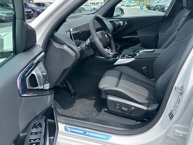 New 2026 BMW X3 xDrive30 w/ Premium Package AWD/4WD image 4