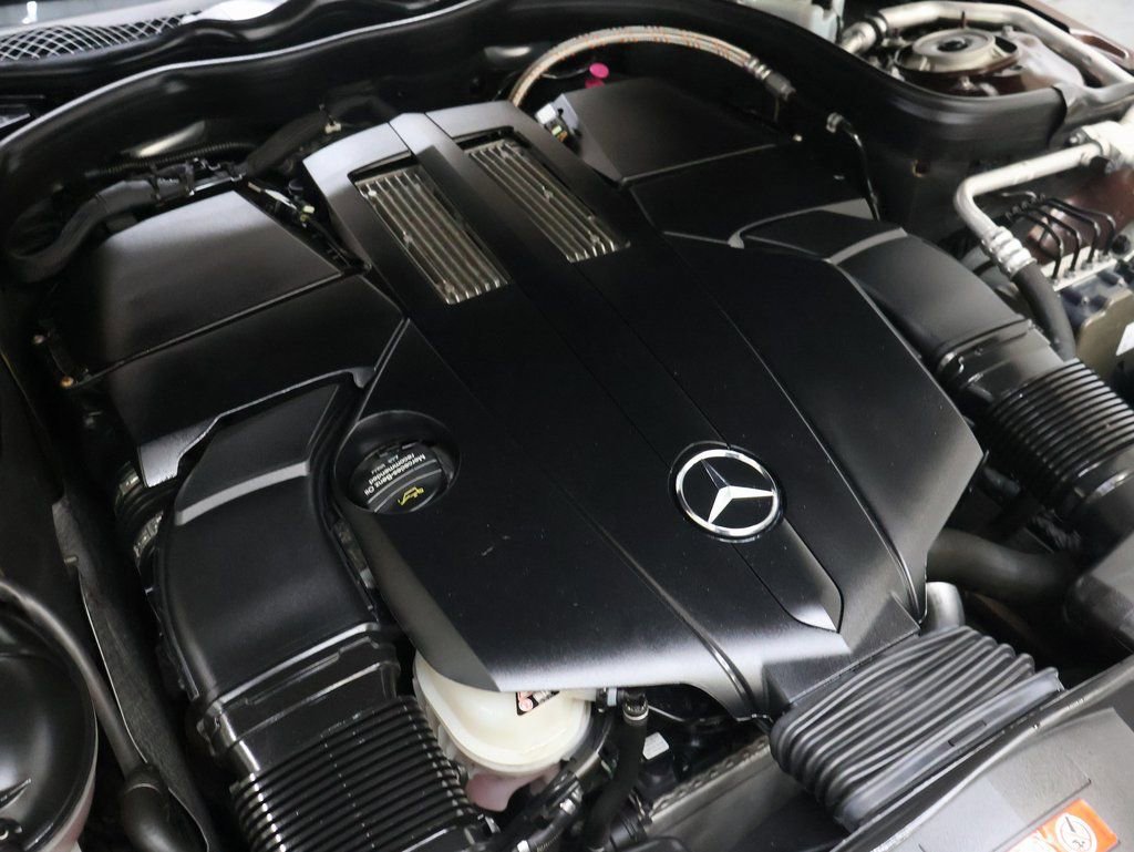 Used 2016 Mercedes-Benz E 400 4MATIC Sedan w/ Driver Assistance Package image 26