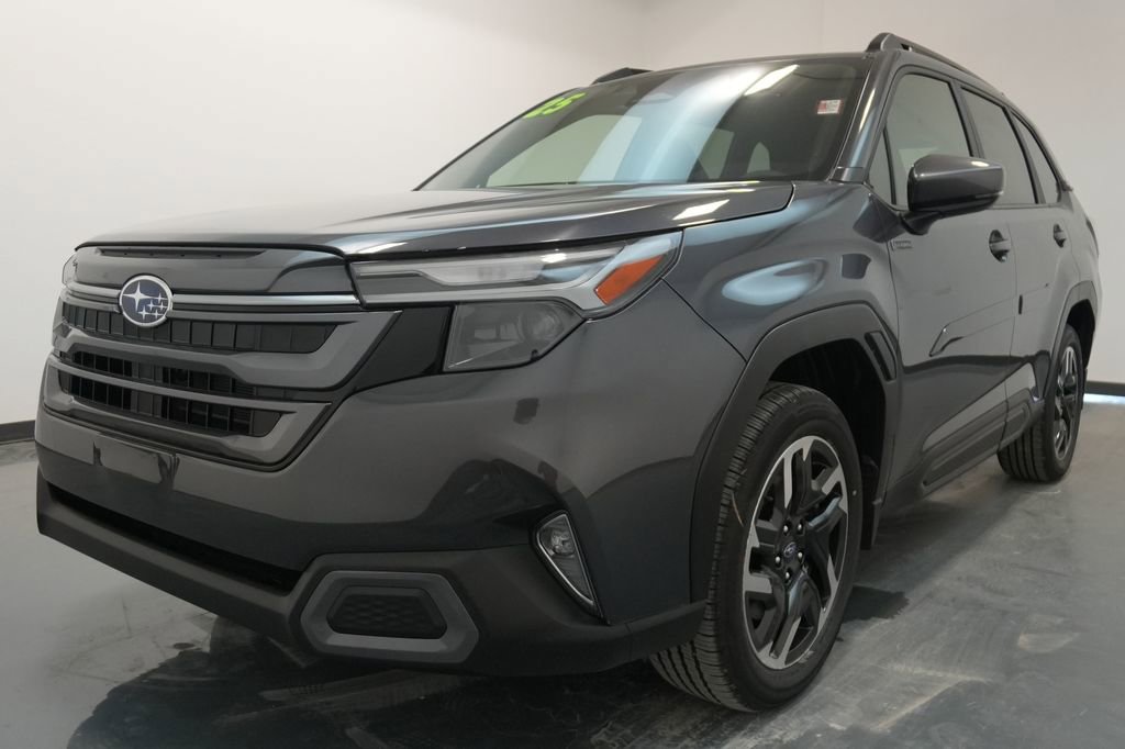 New 2025 Subaru Forester Limited image 3