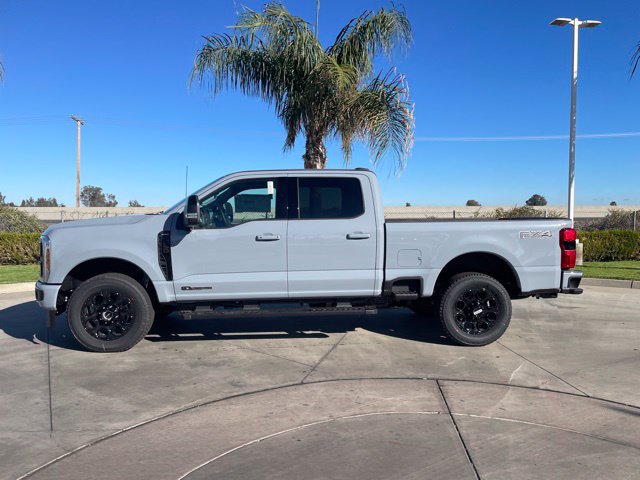 New 2026 Ford F250 Lariat w/ Black Appearance Package AWD/4WD image 2