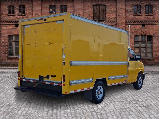 Used 2021 GMC Savana 3500 w/ Power Convenience Package image 4