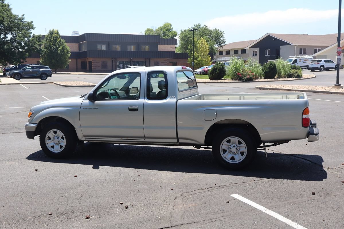 Used 2002 Toyota Tacoma 2WD Xtracab w/ SR5 Pkg w/ Chrome Pkg image 8