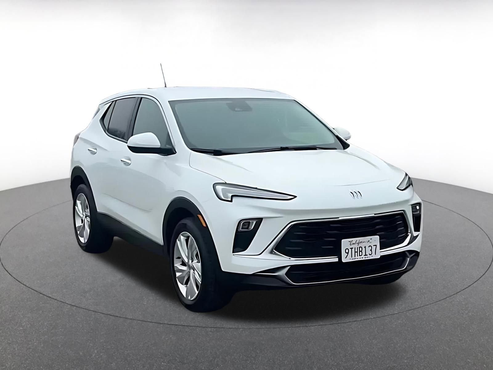 Used 2025 Buick Encore GX Preferred image 3