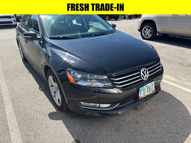 Used 2015 Volkswagen Passat 1.8T Limited Edition FWD image 1
