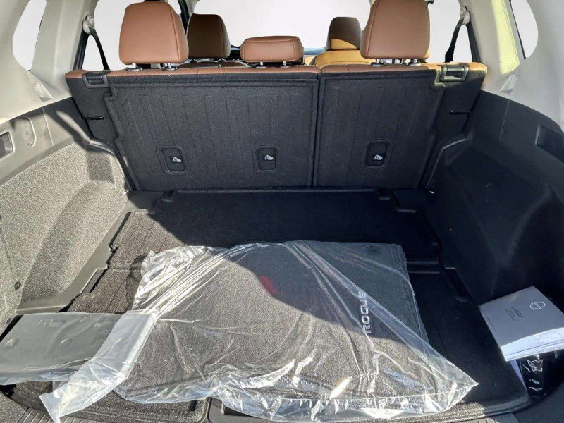 New 2026 Nissan Rogue Platinum w/ Platinum Premium Package image 25