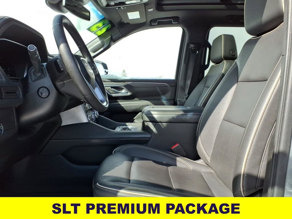 Used 2023 GMC Yukon XL SLT w/ SLT Premium Package image 14