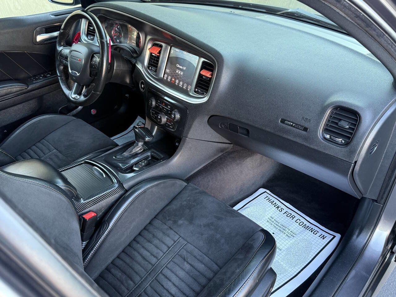 Used 2017 Dodge Charger R/T RWD image 15