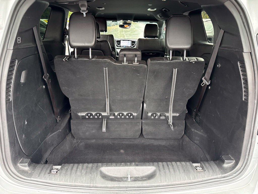 Used 2026 Chrysler Pacifica Select FWD image 13