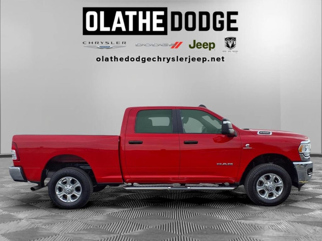 Used 2024 RAM 2500 Big Horn AWD/4WD image 31