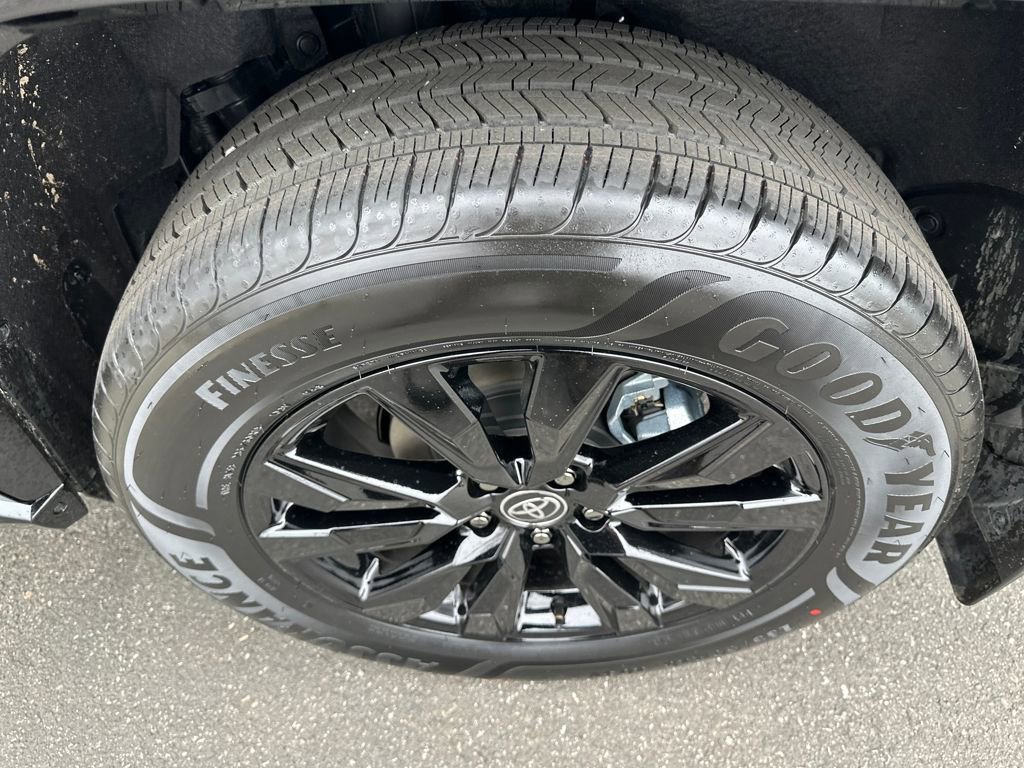 New 2026 Toyota RAV4 SE image 27