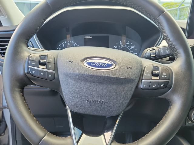 Used 2022 Ford Escape SE w/ SE Sport Appearance Package FWD image 19