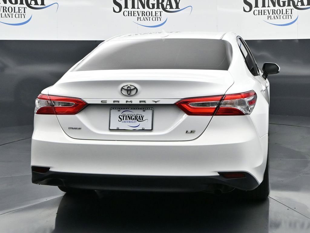 Used 2020 Toyota Camry LE image 6