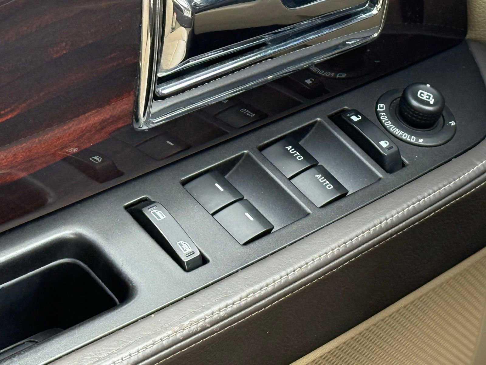 Used 2015 Lincoln Navigator L 4WD w/ Equipment Group 101A Reserve image 44