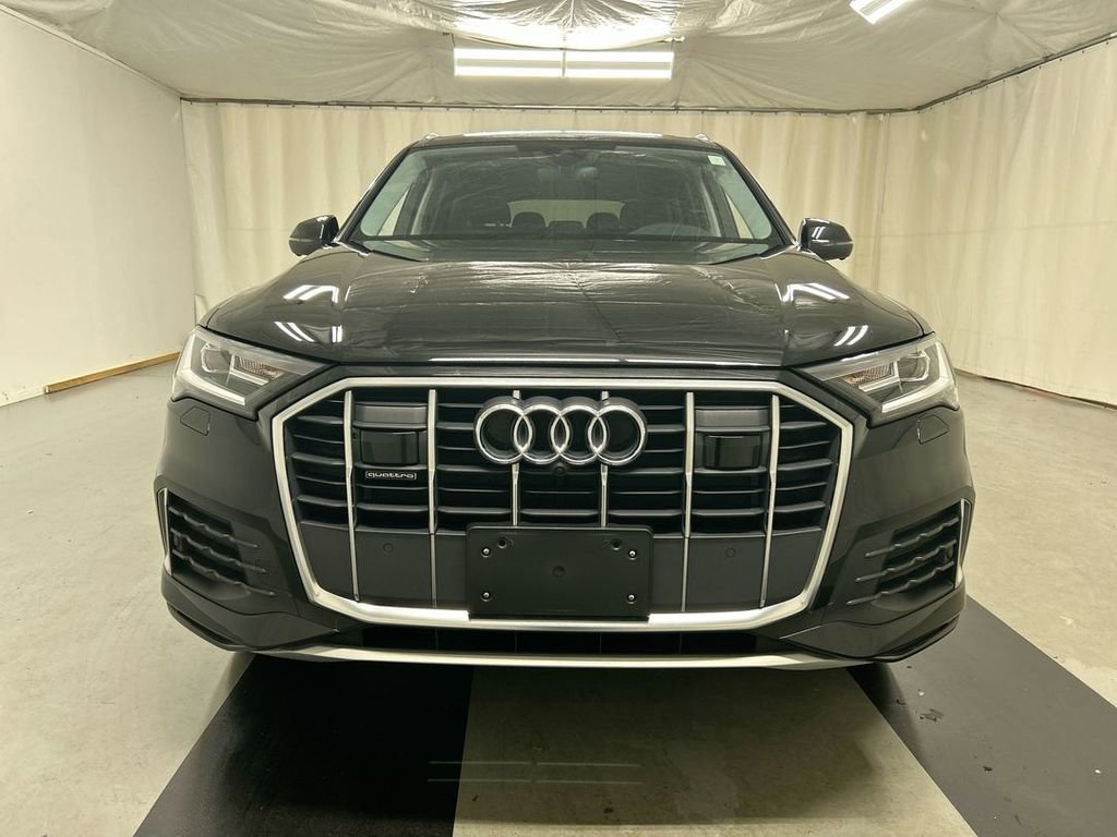 Used 2023 Audi Q7 2.0T Premium w/ Convenience Package image 4